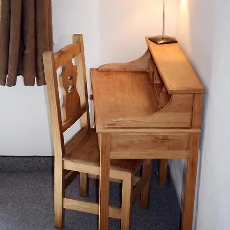 Le Chastellan Hotel 2*